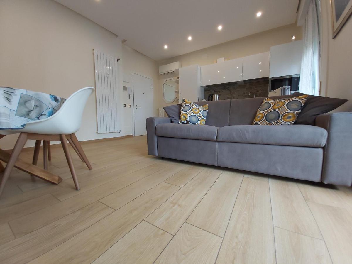 Appartement Le Rive à Desenzano del Garda Extérieur photo