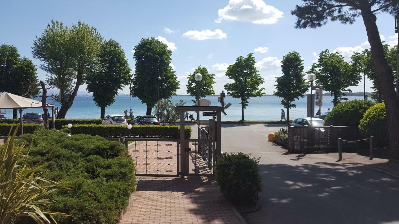 Appartement Le Rive à Desenzano del Garda Extérieur photo
