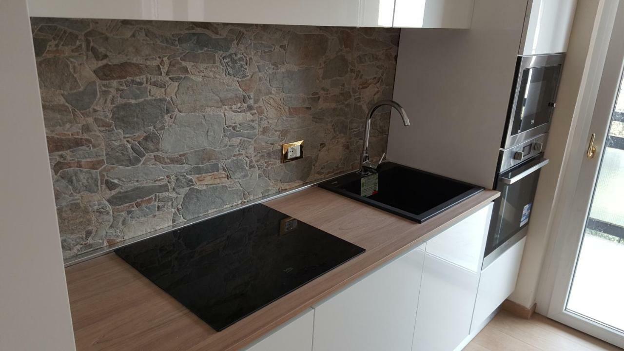 Appartement Le Rive à Desenzano del Garda Extérieur photo